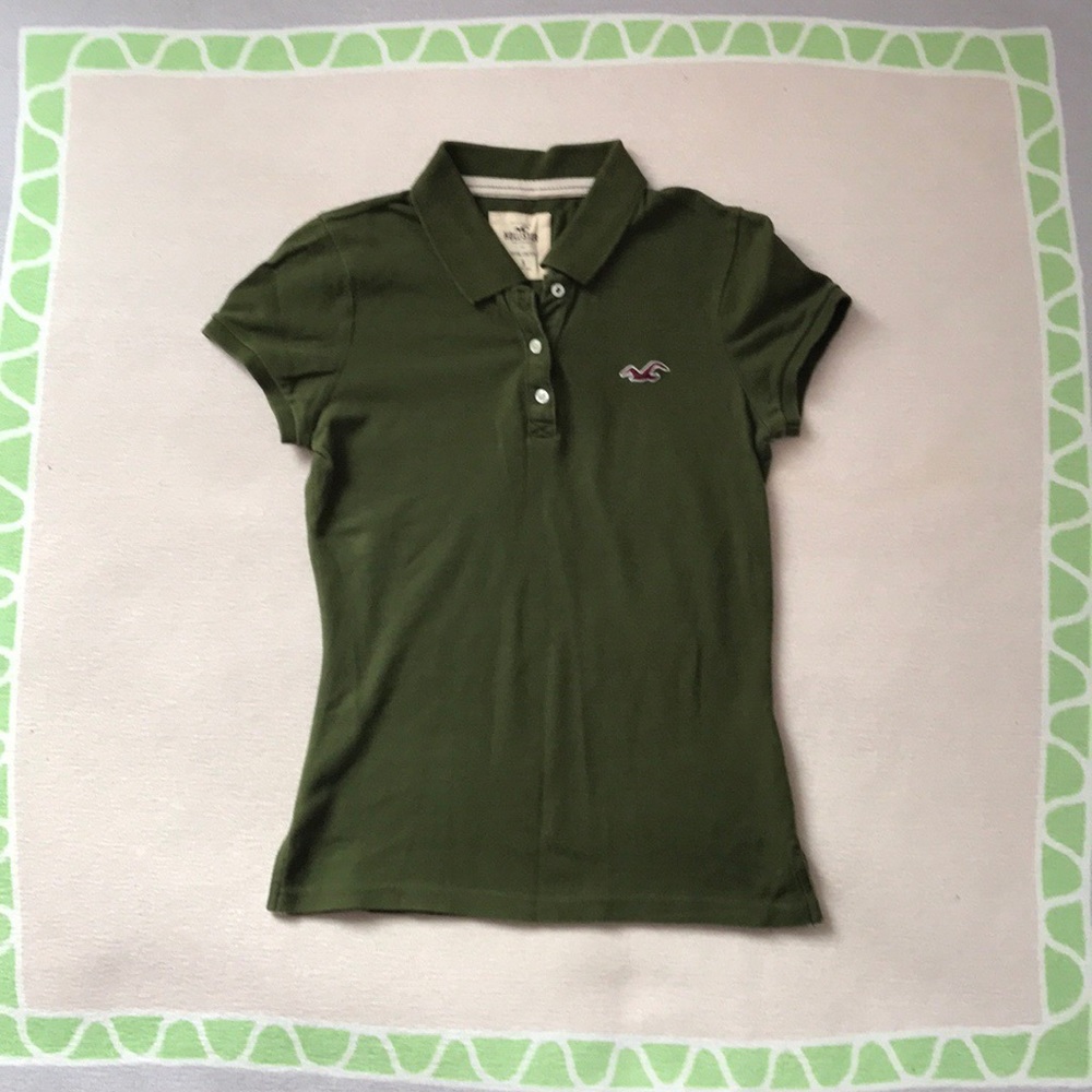 hollister T shirt (2 for 10$)
